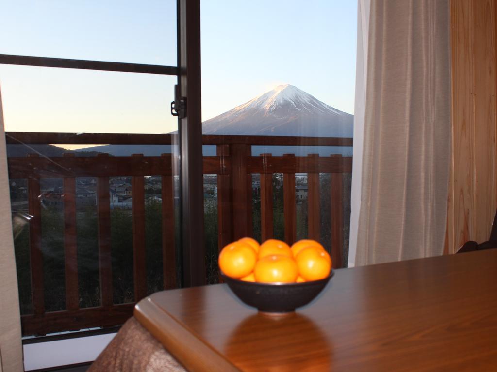 Fujikawaguchiko Crescendo Hotel Екстериор снимка