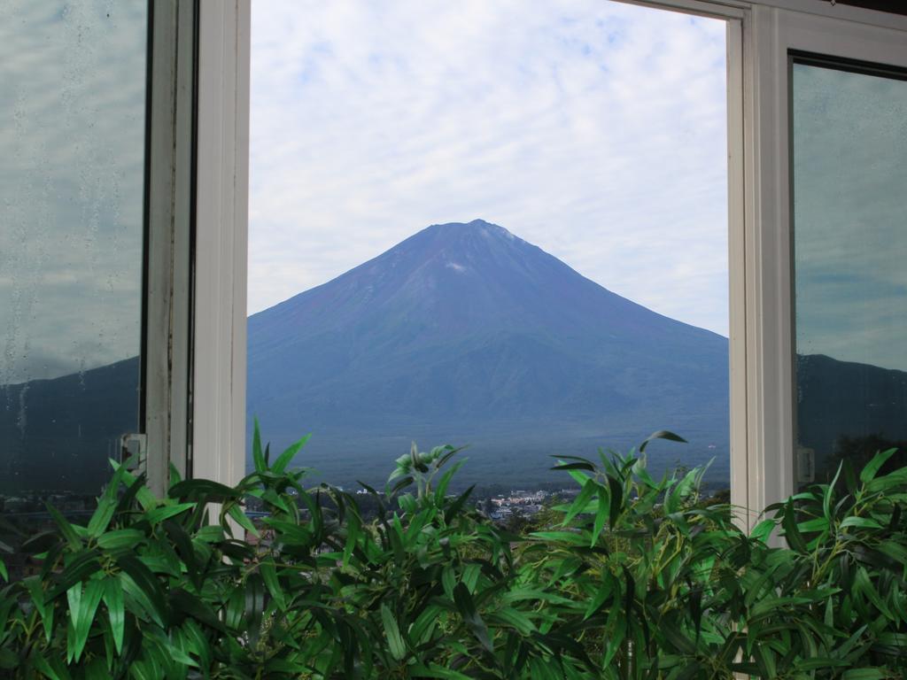 Fujikawaguchiko Crescendo Hotel Екстериор снимка