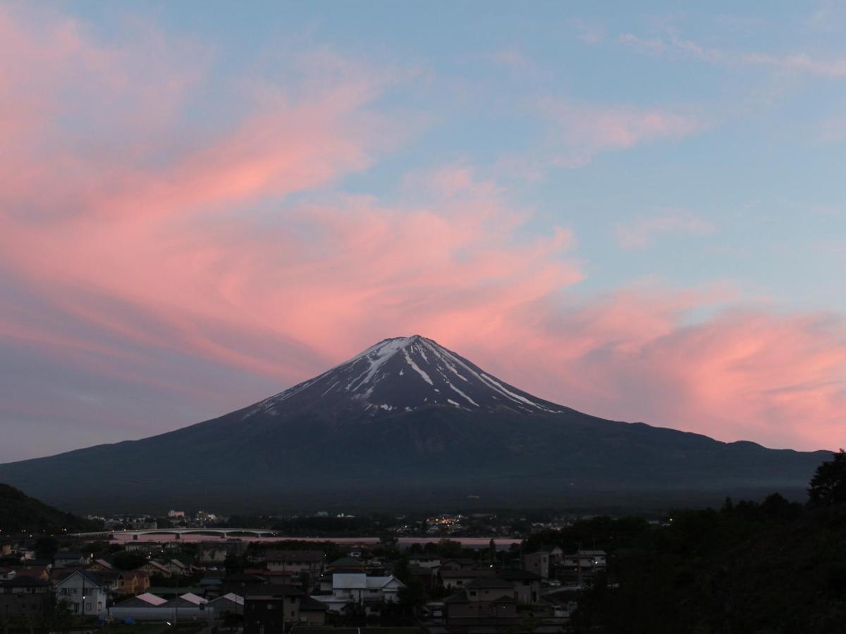 Fujikawaguchiko Crescendo Hotel Екстериор снимка